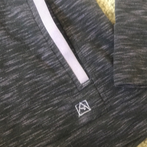 Avalanche Pullover Sweater - Picture 4 of 8